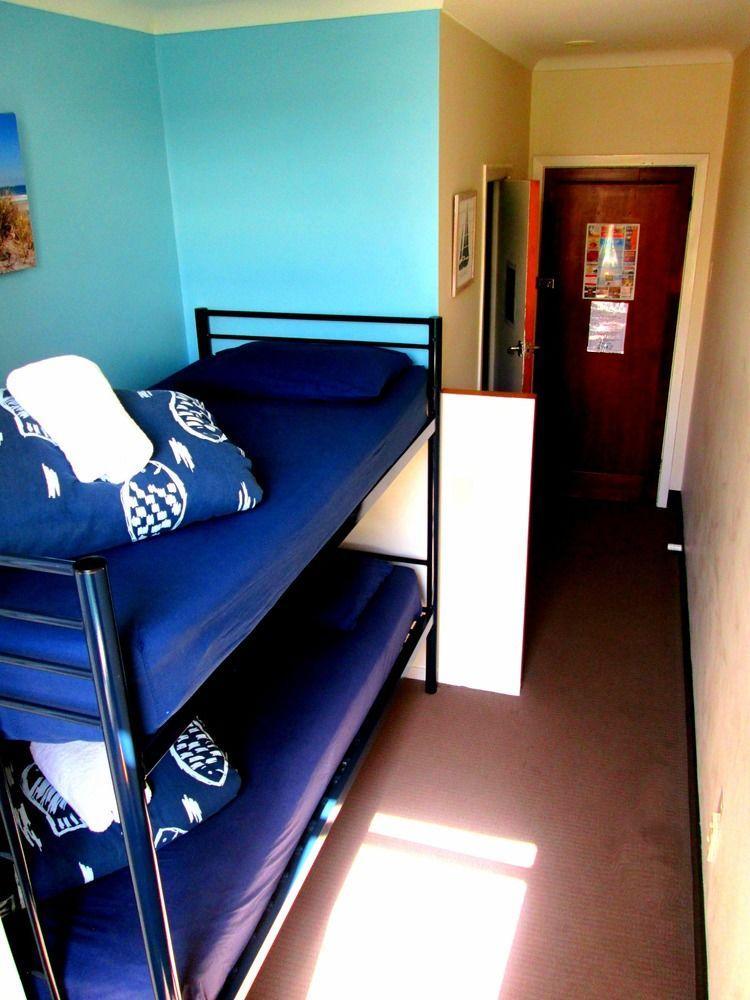 Harbourside City Backpackers Тауранга Экстерьер фото