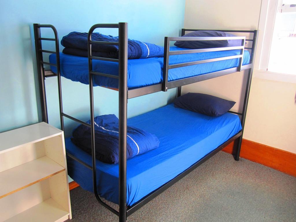 Harbourside City Backpackers Тауранга Экстерьер фото