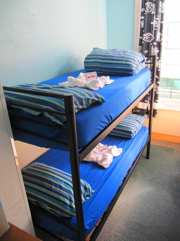 Harbourside City Backpackers Тауранга Экстерьер фото