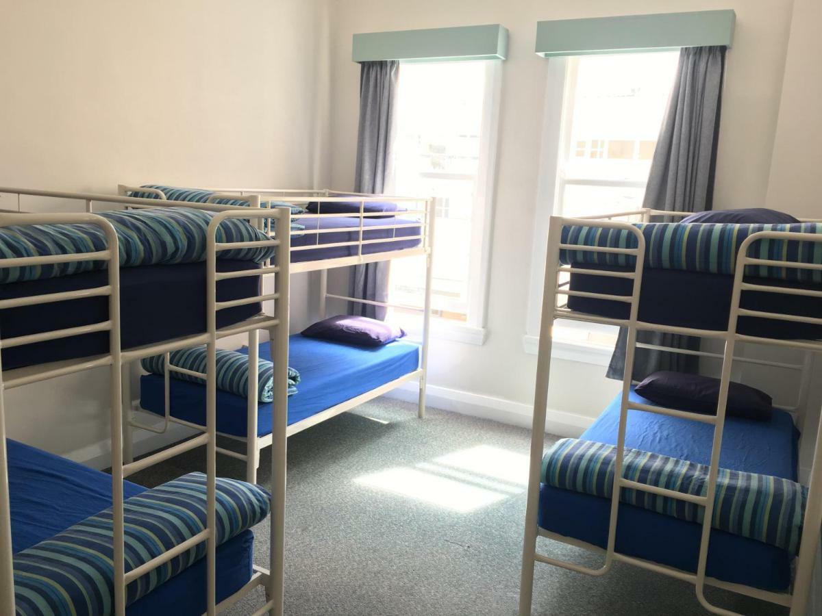 Harbourside City Backpackers Тауранга Экстерьер фото