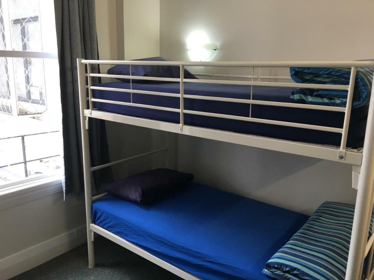 Harbourside City Backpackers Тауранга Экстерьер фото